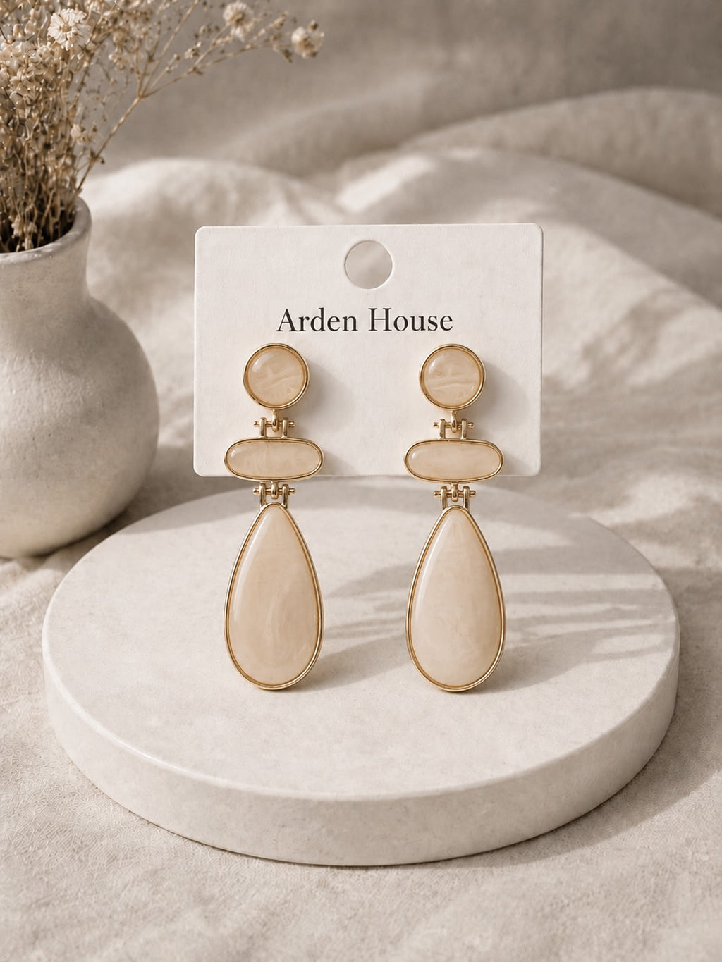 Pendientes Gota Crema | Arden House