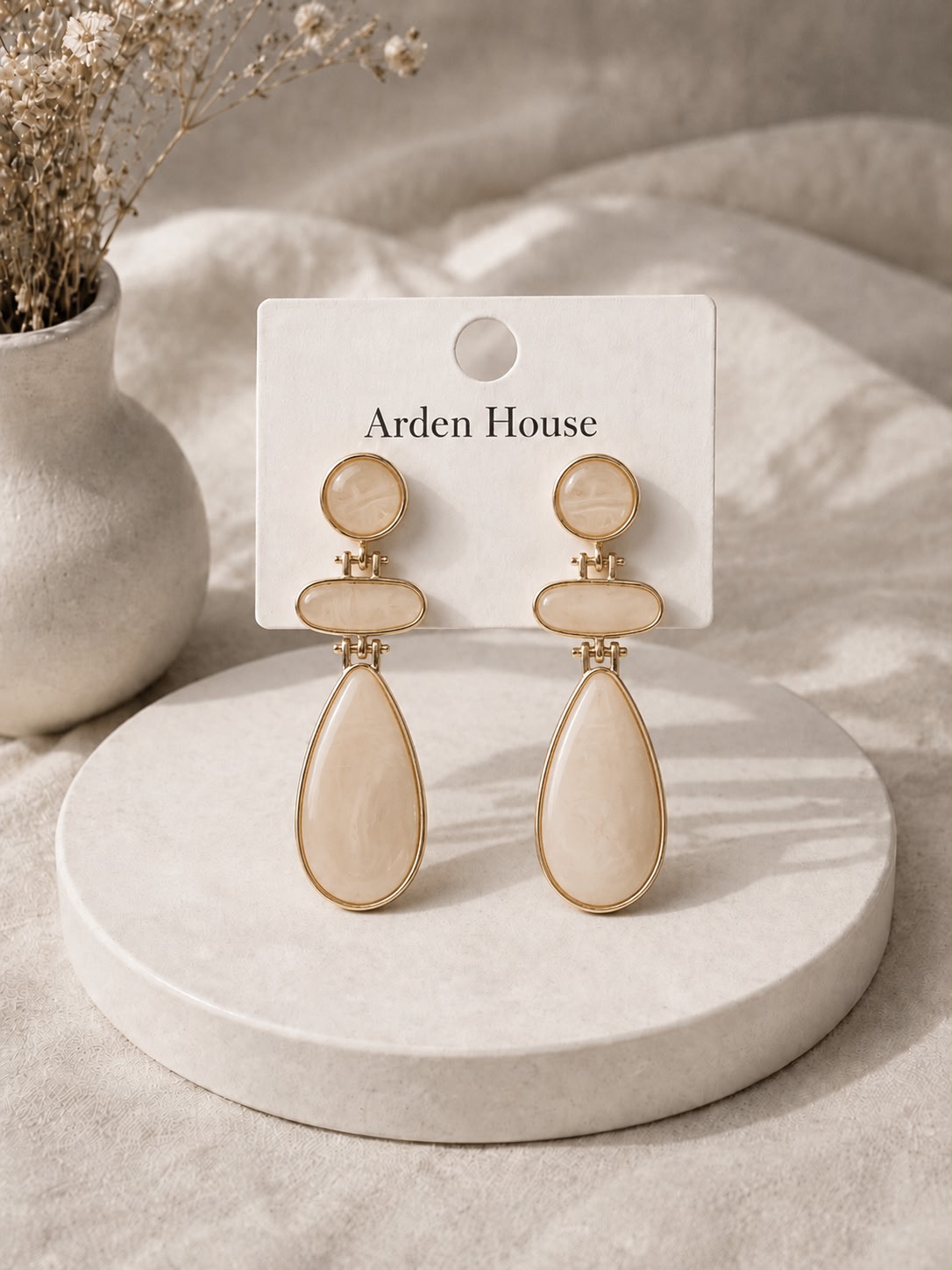 Pendientes Gota Crema | Arden House